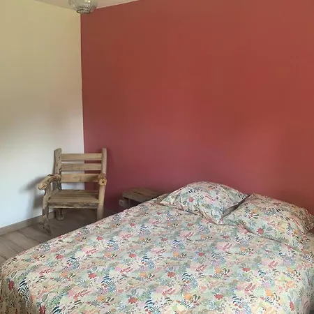 Spacious Happy House, Pool & Garden *